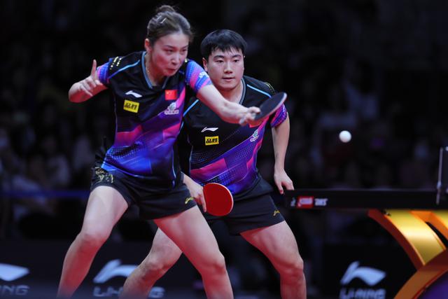 球队实力横扫对手,赛场风云再现 球队实力横扫对手,赛场风云再现