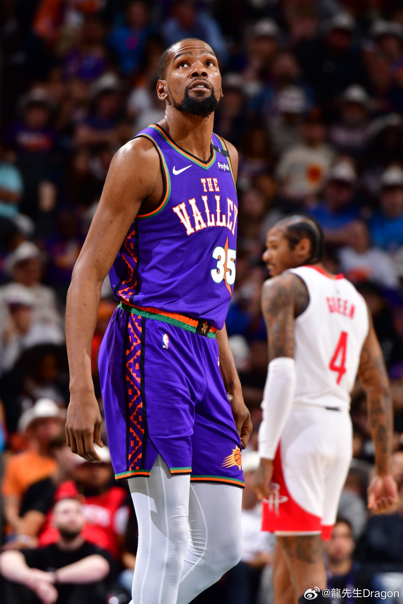 杜兰特连续十五场比赛得分超过败北，切尔西不断突破！的简单介绍